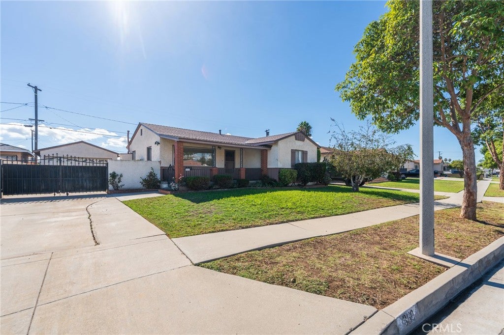350 E Realty Street