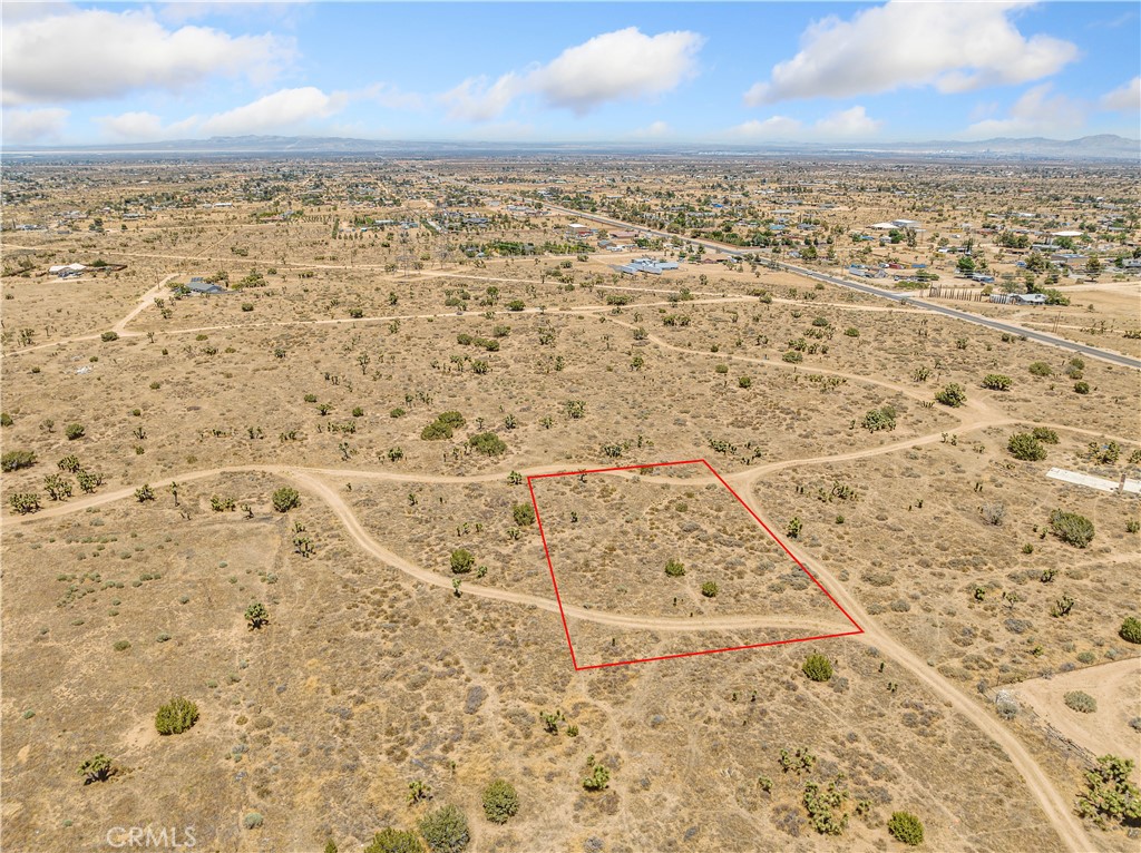 Great opportunity to own 0.72 acres in a quiet, scenic part of Phelan, just minutes from Phelan Rd and Wilson Ranch Rd for easy access to town. The lot is zoned RS-1, allowing for a single-family home with plenty of space to spread out. It’s part of the Phelan Pinon Hills Water District, with a mainline extension needed to bring water to the site. With beautiful mountain views, room for animals or a workshop, and no HOA, this property is a solid choice for anyone looking to build or invest in the growing High Desert area.
This property does not have an address assigned. "759 La Mirada Rd" is for listing purposes only.
APN#3066-521-18-0000
Coordinates: 34.429849 / -117.523476
