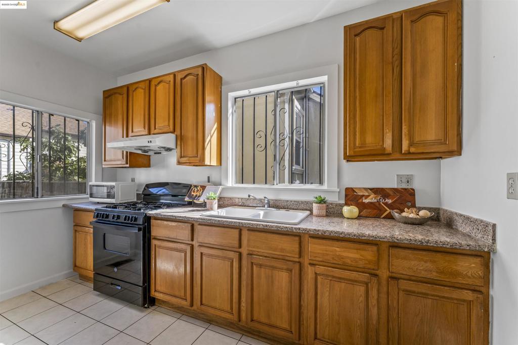 ALAMEDA COUNTY - Residential Income