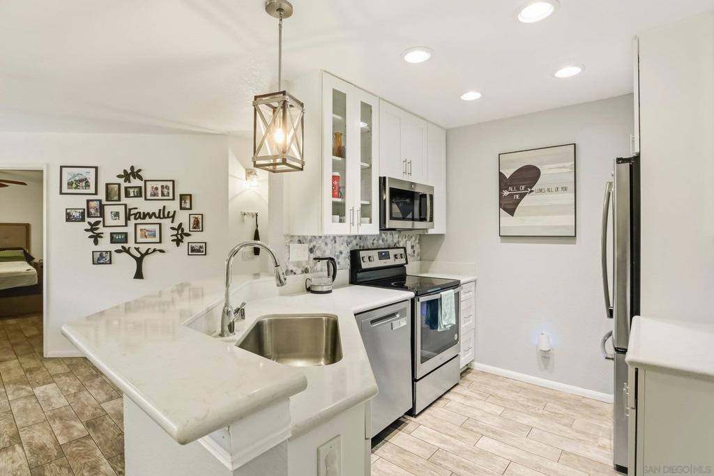 7287 Camino Degrazia 2