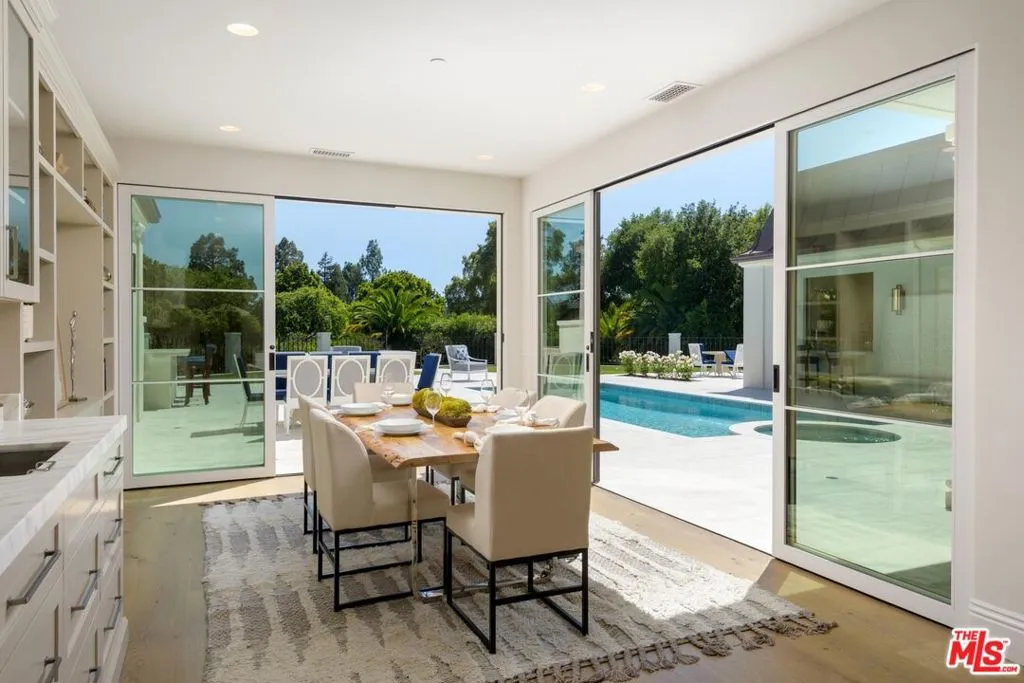 Santa Barbara, California 93108, United States, 4 Bedrooms Bedrooms, ,6 BathroomsBathrooms,Residential,Active,165167