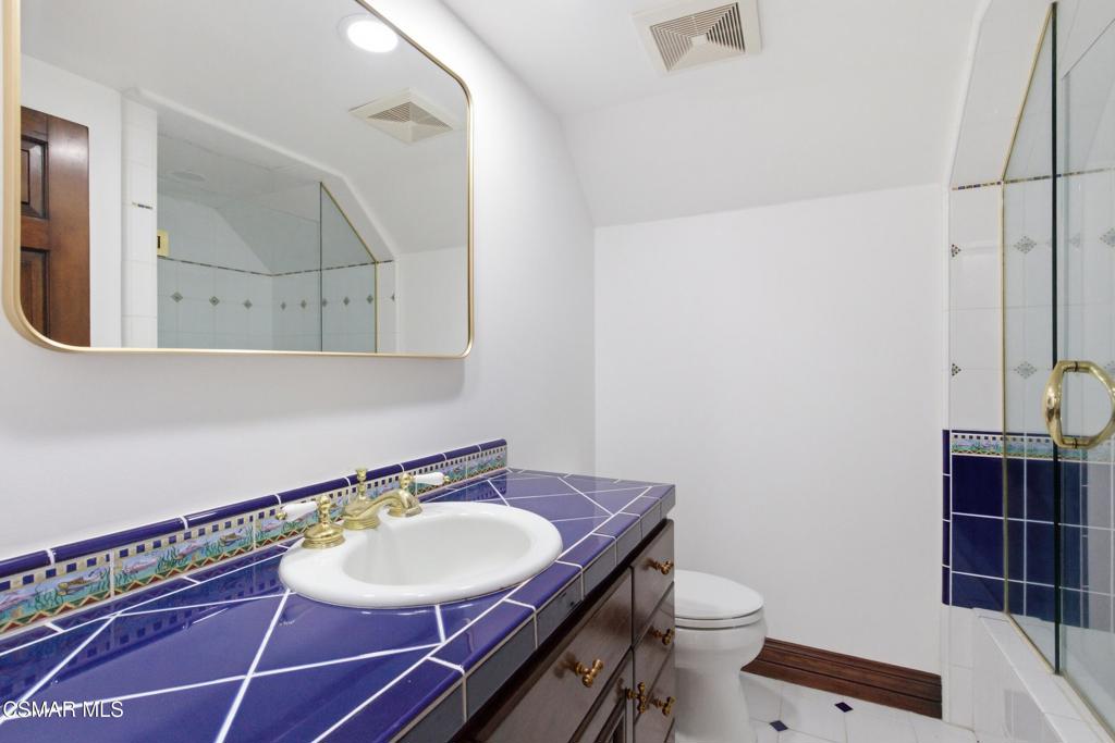 Woodland Hills, California, 91367, United States, 7 Bedrooms Bedrooms, ,6 BathroomsBathrooms,Residential,Active,2041561