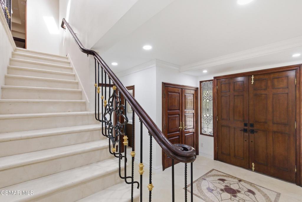 Woodland Hills, California, 91367, United States, 7 Bedrooms Bedrooms, ,6 BathroomsBathrooms,Residential,Active,2041561
