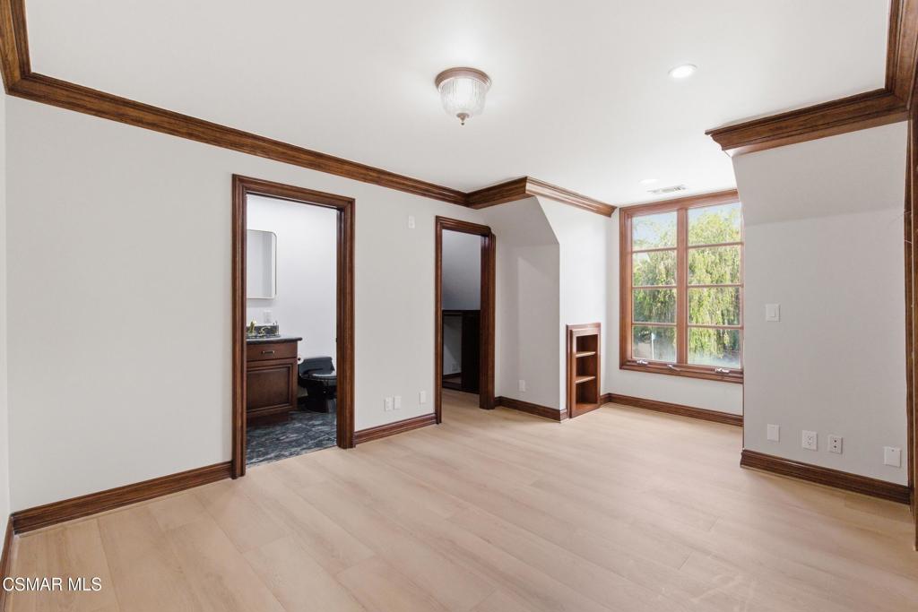 Woodland Hills, California, 91367, United States, 7 Bedrooms Bedrooms, ,6 BathroomsBathrooms,Residential,Active,2041561