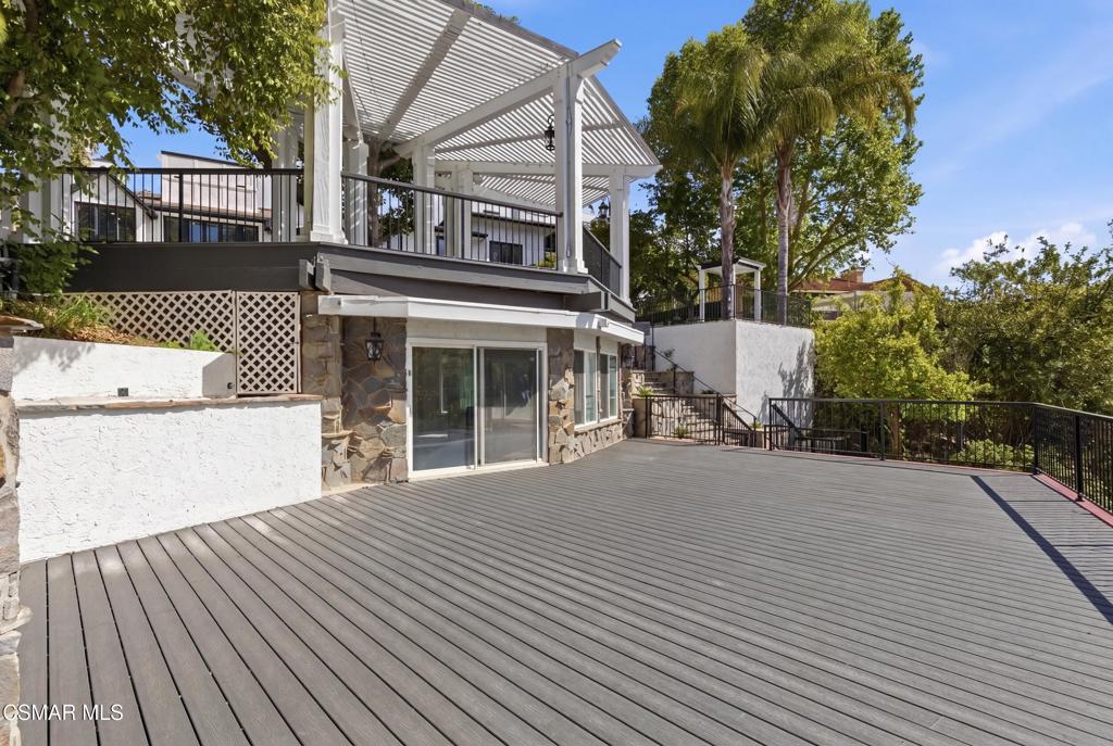Woodland Hills, California, 91367, United States, 7 Bedrooms Bedrooms, ,6 BathroomsBathrooms,Residential,Active,2041561