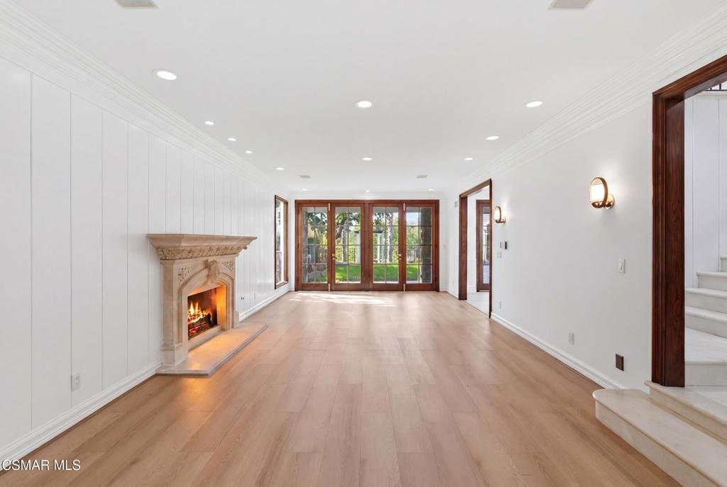 Woodland Hills, California, 91367, United States, 7 Bedrooms Bedrooms, ,6 BathroomsBathrooms,Residential,Active,2041561