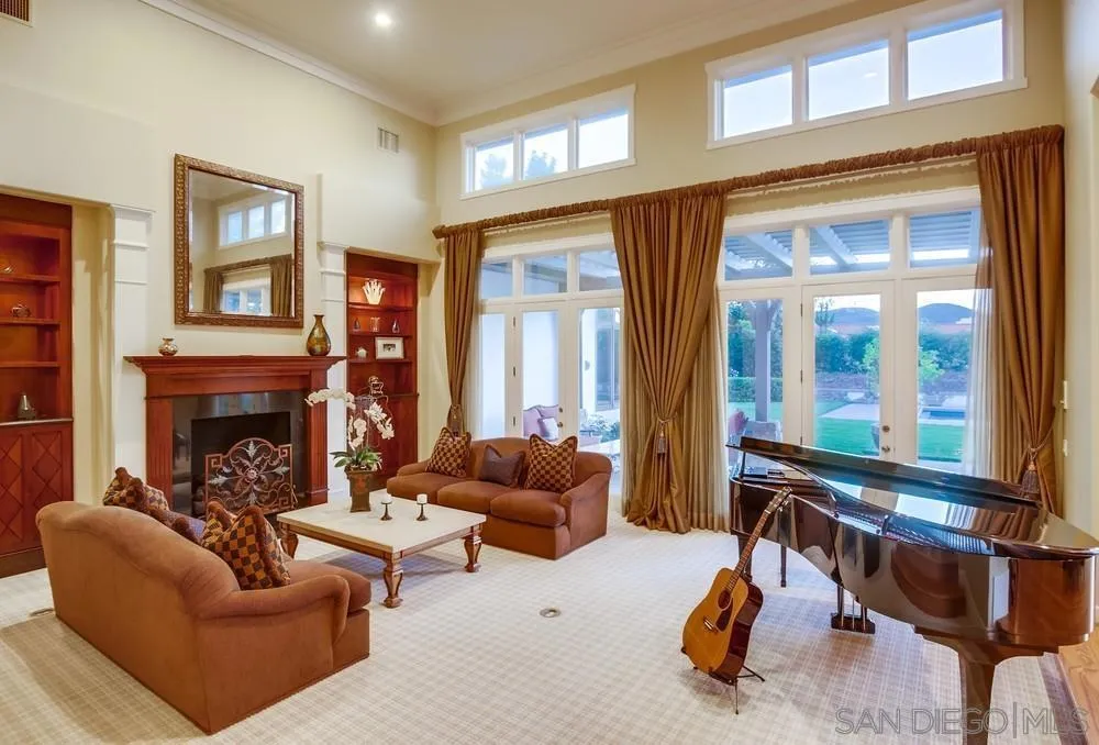 Poway, California 92064, United States, 4 Bedrooms Bedrooms, ,5 BathroomsBathrooms,Residential,Active,177430