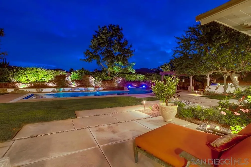 Poway, California 92064, United States, 4 Bedrooms Bedrooms, ,5 BathroomsBathrooms,Residential,Active,177430