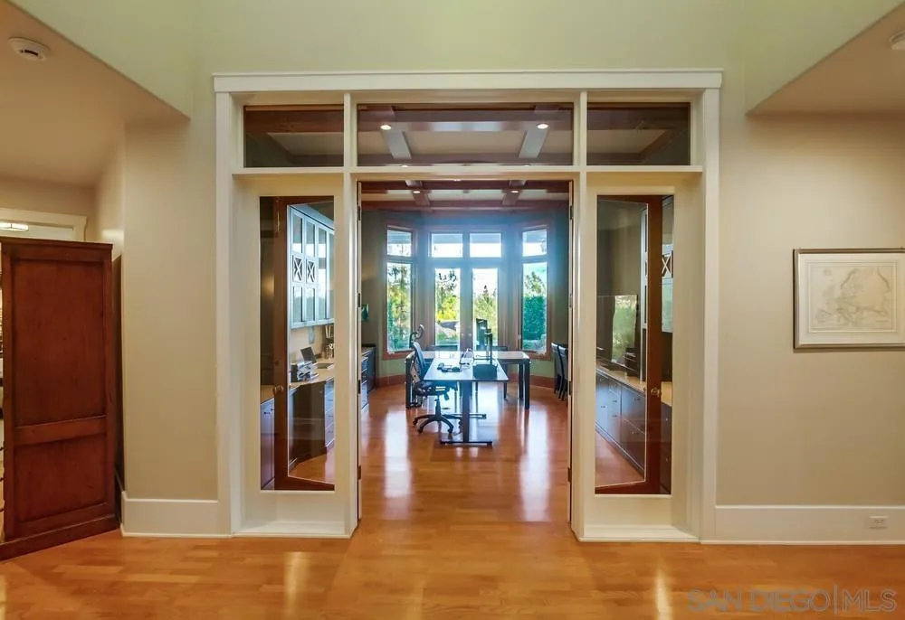 Poway, California 92064, United States, 4 Bedrooms Bedrooms, ,5 BathroomsBathrooms,Residential,Active,177430