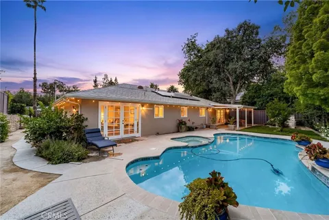 1317 S Center St, Redlands, CA 92373 - MLS#: IG26099544