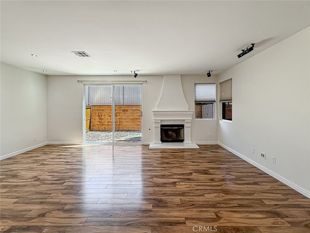 16724 Tim Lane