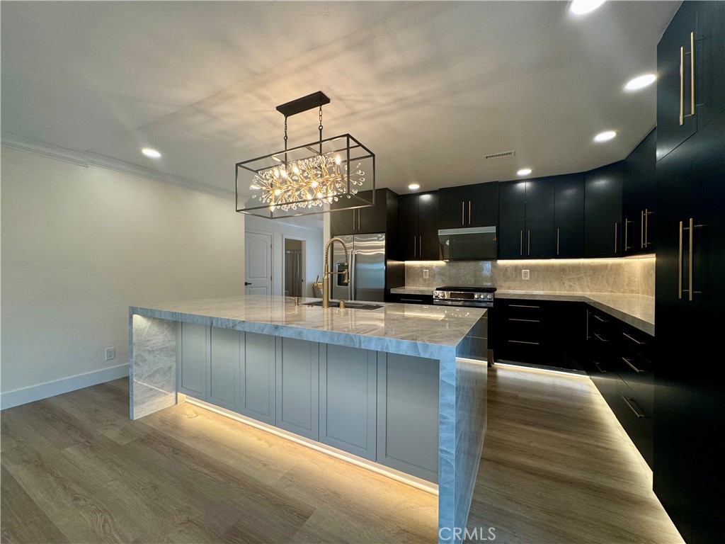 Sunshine Homes West (SUNW) - Residential Lease