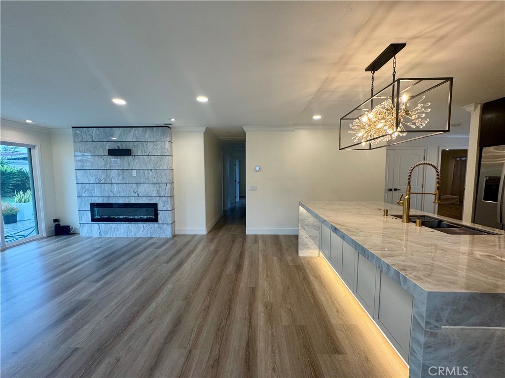 Sunshine Homes West (SUNW) - Residential Lease