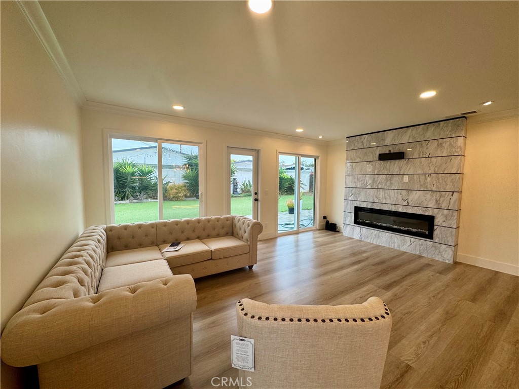 Sunshine Homes West (SUNW) - Residential Lease