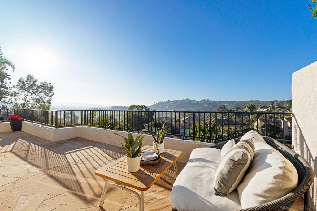 Del Mar - Residential