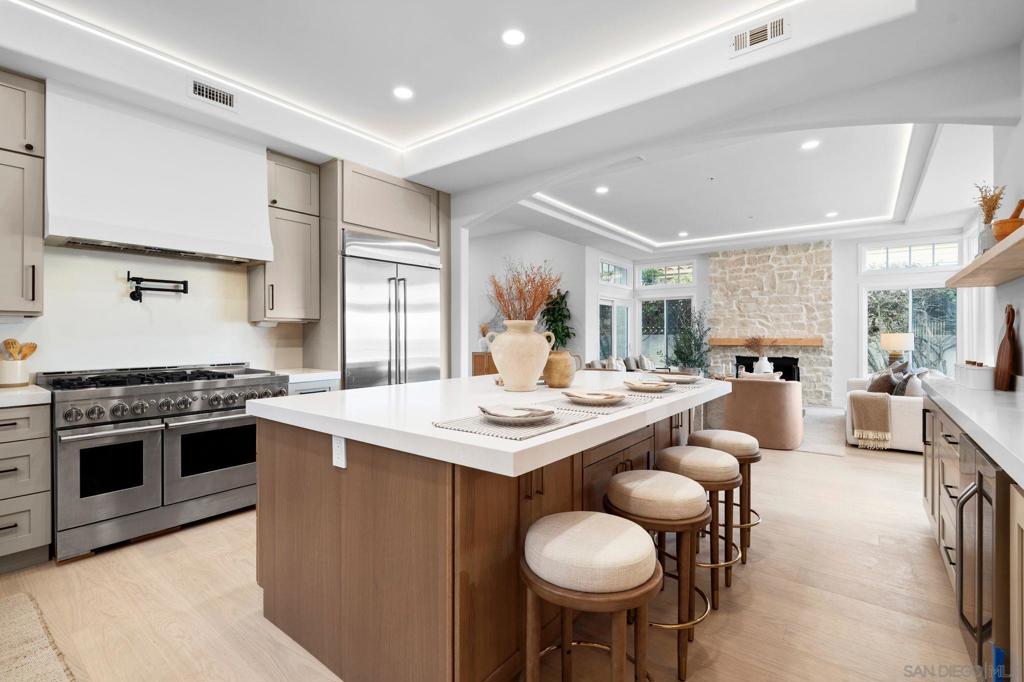 Del Mar - Residential