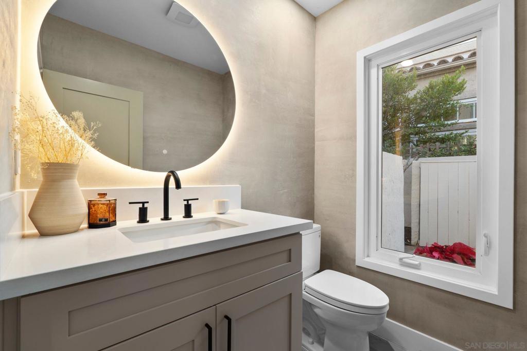 Del Mar - Residential