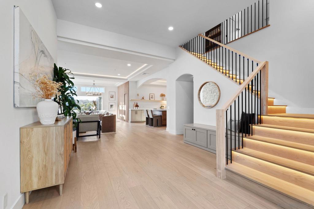 Del Mar - Residential