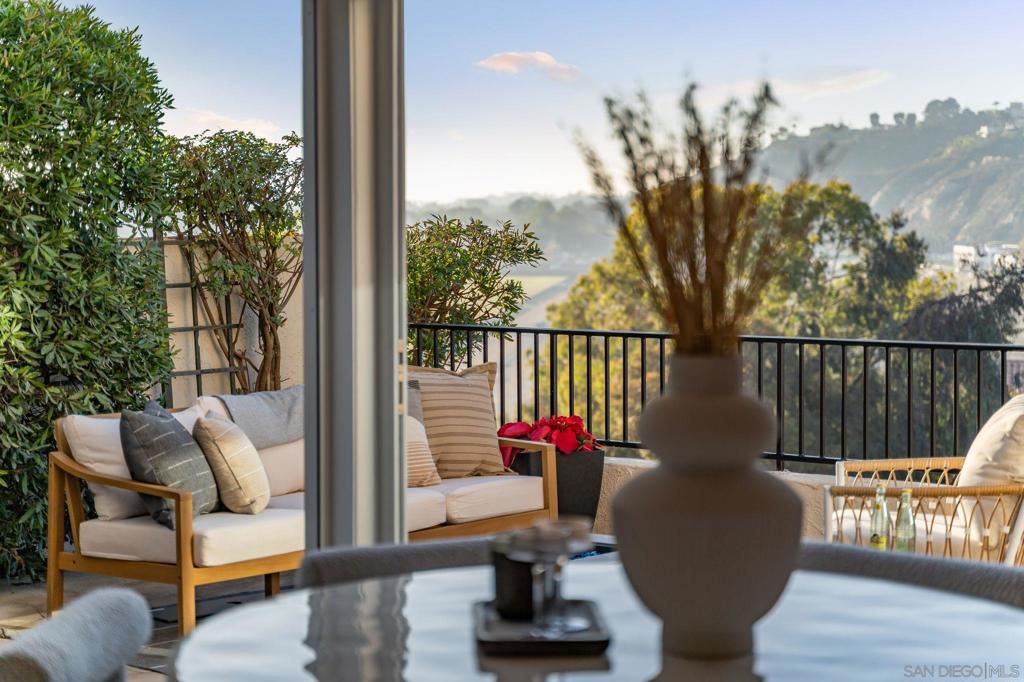 Del Mar - Residential