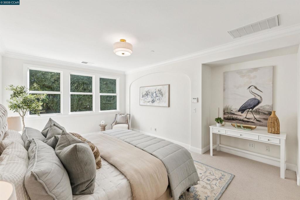 BARRINGTON WOODS - Residential