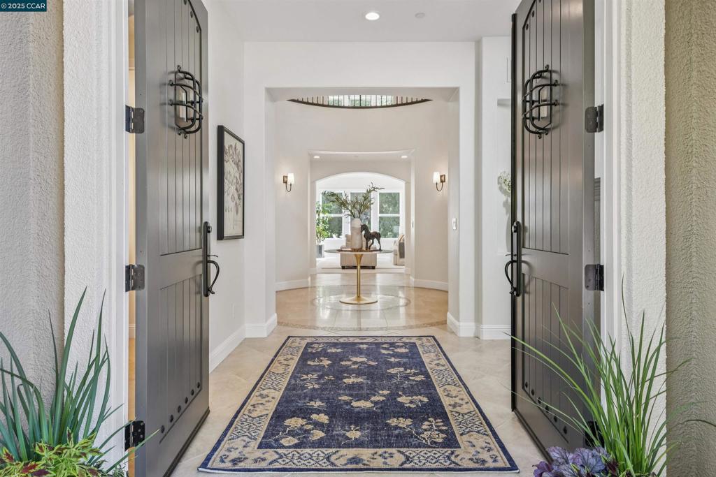 BARRINGTON WOODS - Residential