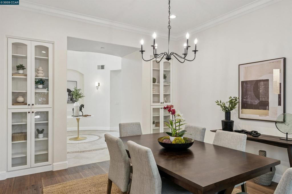 BARRINGTON WOODS - Residential