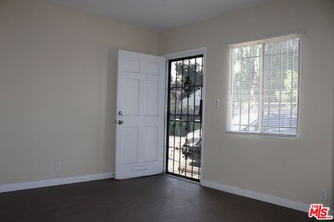 Photo of 6340 10th Avenue #6400 1/2, Los Angeles, CA 90043 (MLS # 26679459)
