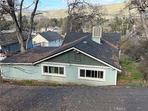 Photo of 13270 Arrowhead Rd, Clearlake, CA 95422 (MLS # LC25279788)