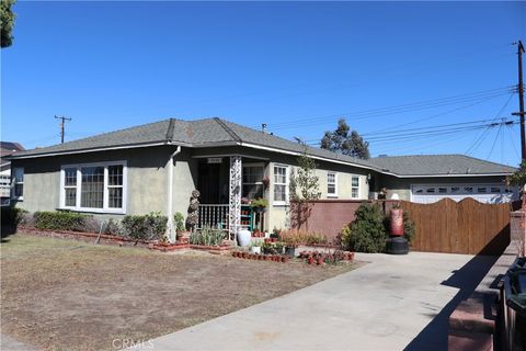 Photo of 15532 Allingham Ave, Norwalk, CA 90650 (MLS # RS25236142) Photo of 15532 Allingham Ave, Norwalk, CA 90650 (MLS # RS25236142)