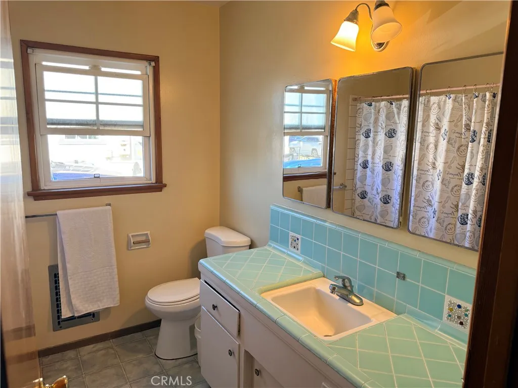 Norwalk, California 90650, United States, 3 Bedrooms Bedrooms, ,2 BathroomsBathrooms,Residential,Active,224978