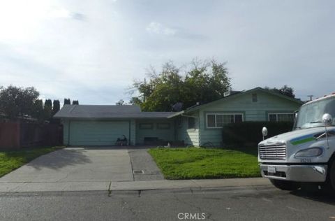 Photo of 1150 E 22nd St, Marysville, CA 95901 (MLS # SR26091384)