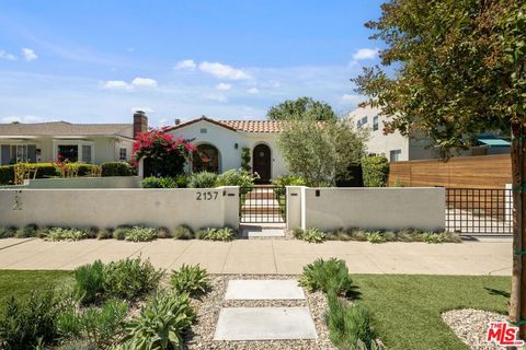Photo of 2157 Linnington Avenue, Los Angeles, CA 90025 (MLS # 25596915) Photo of 2157 Linnington Avenue, Los Angeles, CA 90025 (MLS # 25596915)