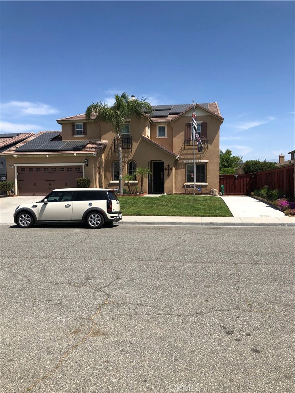 listing image 130722288679263807505