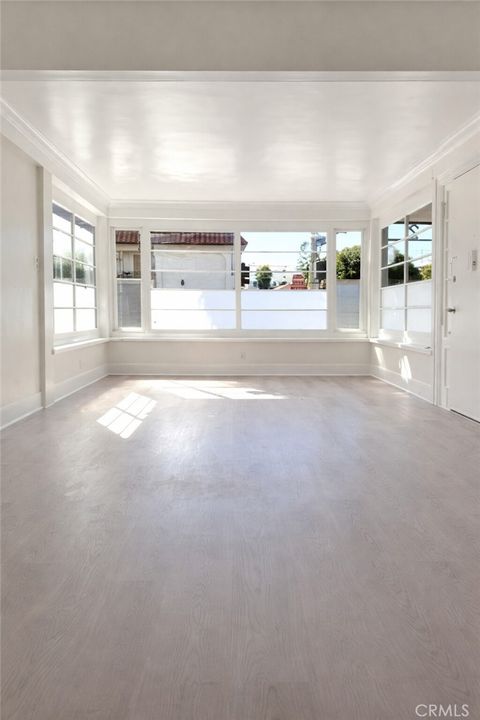 Photo of 1302 Pacific Ave Ave #1, Venice, CA 90291 (MLS # SR26025245)