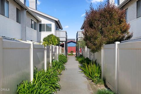 Tiny photo for 5125 W Wooley Road #5, Oxnard, CA 93035 (MLS # V1-34393)