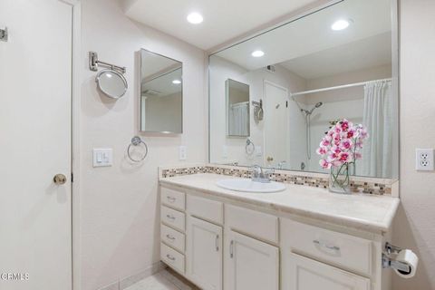 Tiny photo for 5125 W Wooley Road #5, Oxnard, CA 93035 (MLS # V1-34393)