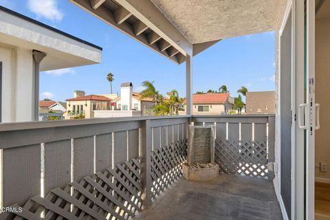 Tiny photo for 5125 W Wooley Road #5, Oxnard, CA 93035 (MLS # V1-34393)