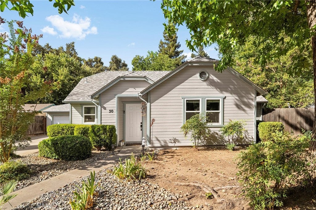 30 Burkeshire Court
