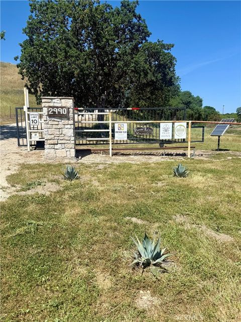 Tiny photo for 2980 Pleasant Rd Rd, San Miguel, CA 93451 (MLS # SC26044886)