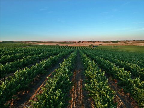 Tiny photo for 2980 Pleasant Rd Rd, San Miguel, CA 93451 (MLS # SC26044886)