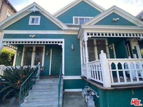 Photo of 1612 W 11th Place, Los Angeles, CA 90015 (MLS # 26647603)