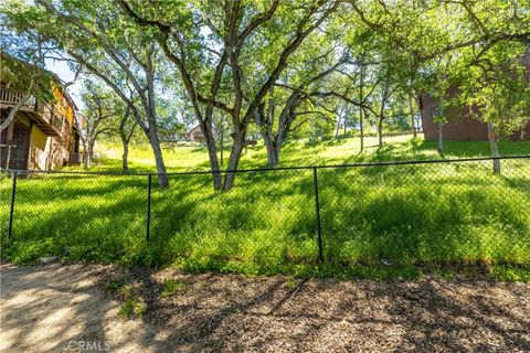 Tiny photo for 2646 Oak Shores Dr, Bradley, CA 93426 (MLS # NS26064869)