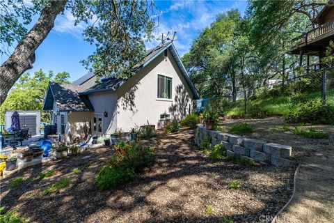 Tiny photo for 2646 Oak Shores Dr, Bradley, CA 93426 (MLS # NS26064869)