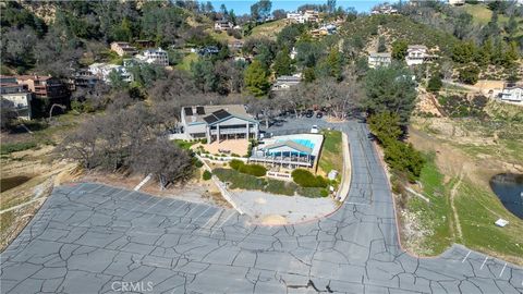 Tiny photo for 2646 Oak Shores Dr, Bradley, CA 93426 (MLS # NS26064869)