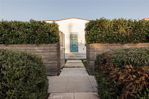Photo of 6418 3rd Avenue, Los Angeles, CA 90043 (MLS # DW25266116)