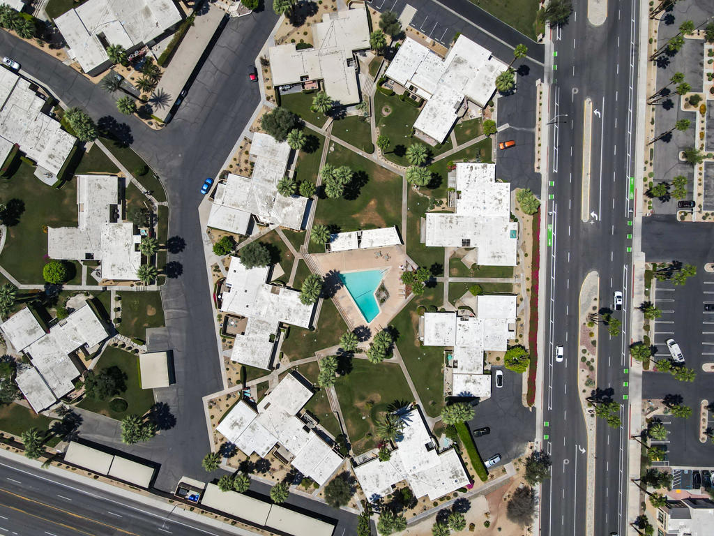 Sandpiper Palm Deser - Residential