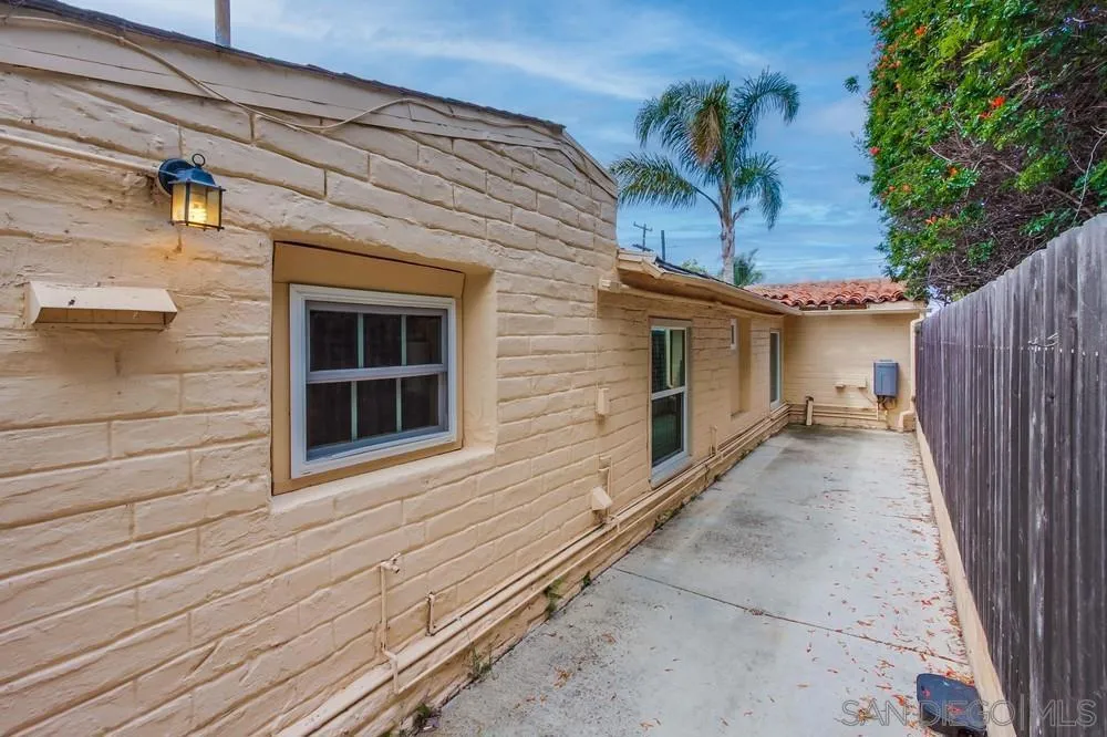 Oceanside, California 92054, United States, 2 Bedrooms Bedrooms, ,1 BathroomBathrooms,Residential,Active,146172