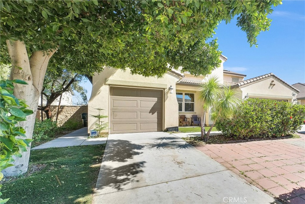 5570 Lark Sparrow Court