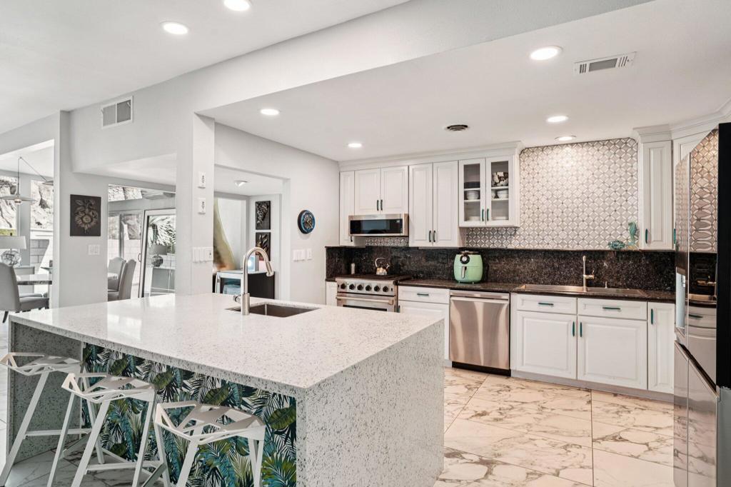 Indian Wells C.C. - Residential