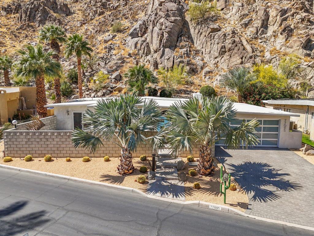 Indian Wells C.C. - Residential